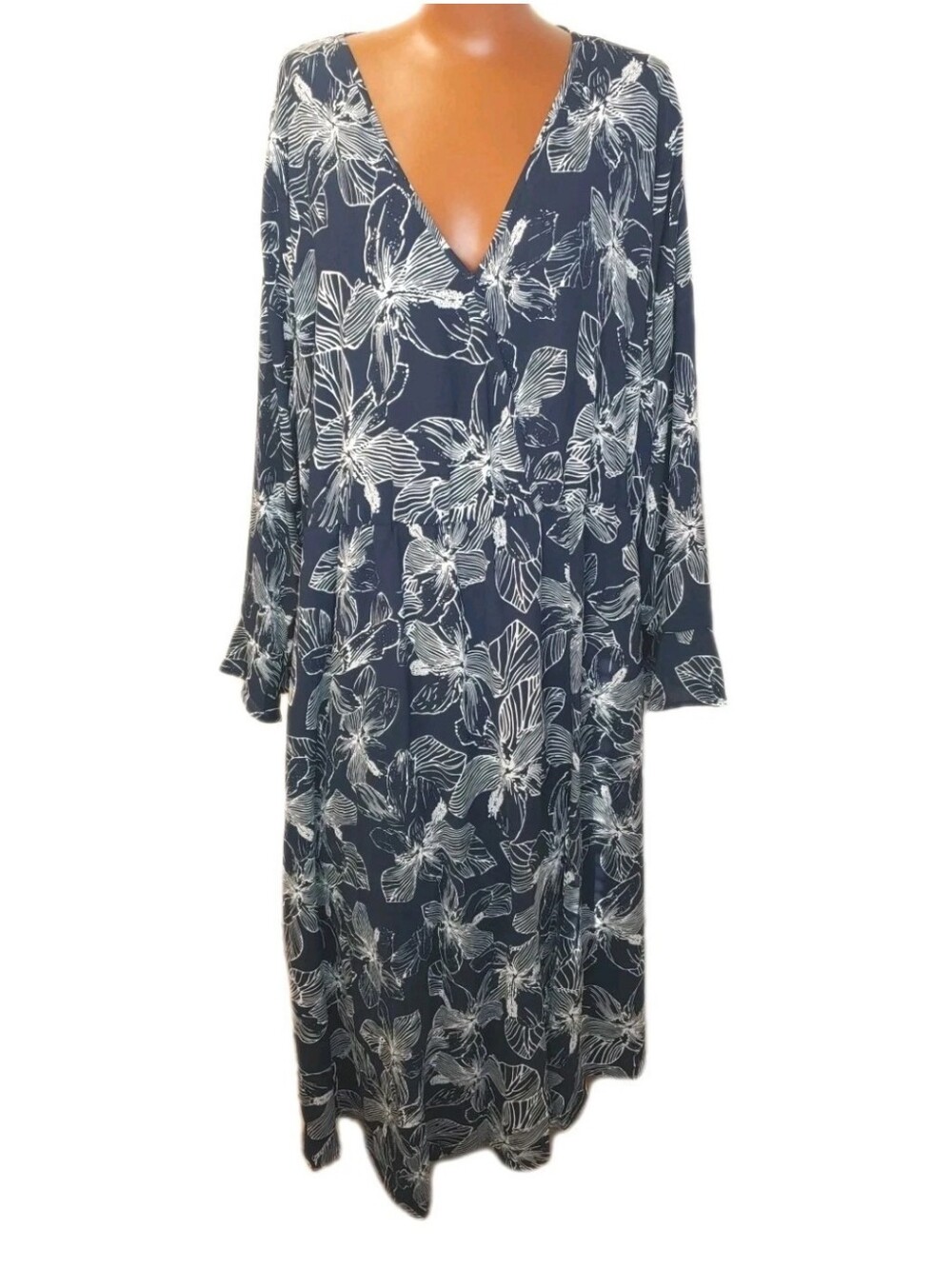 Bloomchic Woman 26W Maxi Dress Blue Sketched Floral Surplice Wrap Side Slit Nwt